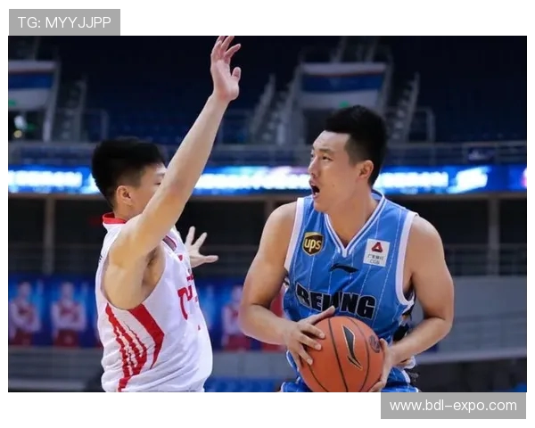 成都网球队以78分领跑世界锦标赛积分榜展现强劲实力